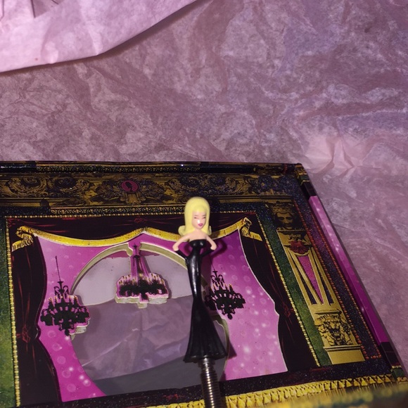💄SOLD💄Rare Collectors Two Faced Makeup Music Box - Picture 3 of 6